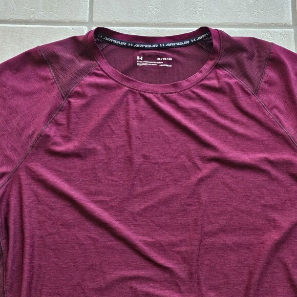 Mens Under Armour Shirt Size Extra Large XL Red Maroon Fitted Vented Mesh Back - Picture 2 of 2